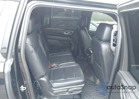 2023 Chevrolet Suburban 4Wd Ls z USA, uszkodzony, nr VIN 1GNSKBKD9PR154654